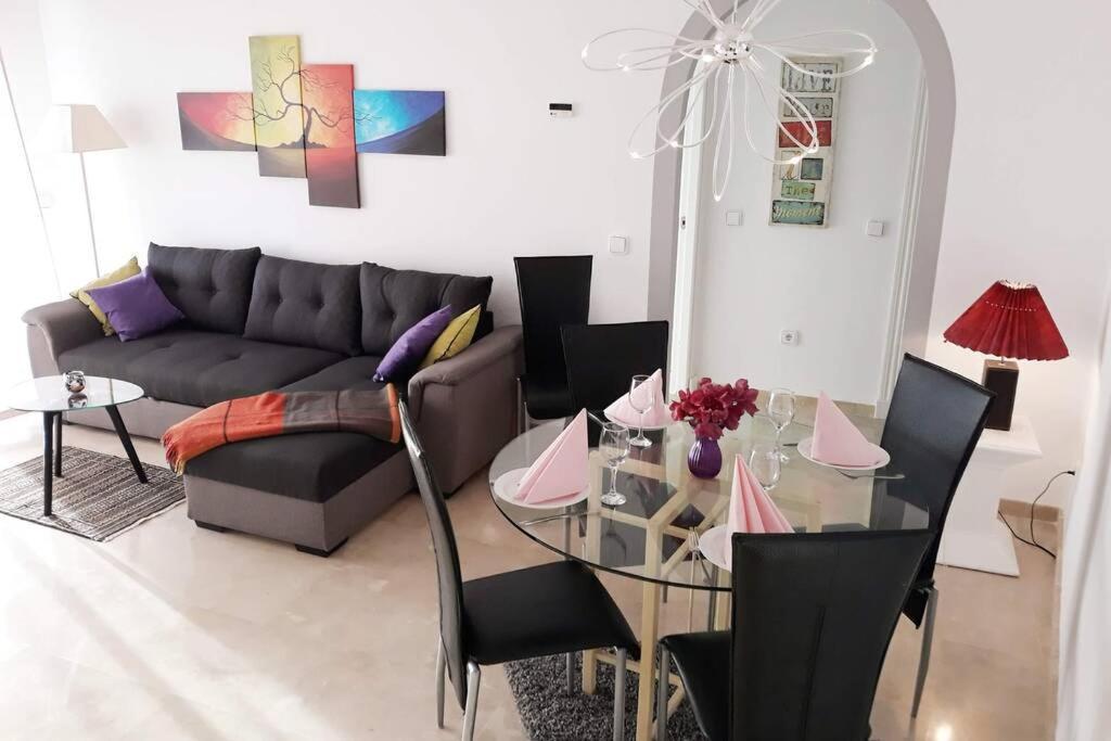Castillo de Sabinillas Beautiful Apartment In Duquesa Suites And Gardens מראה חיצוני תמונה
