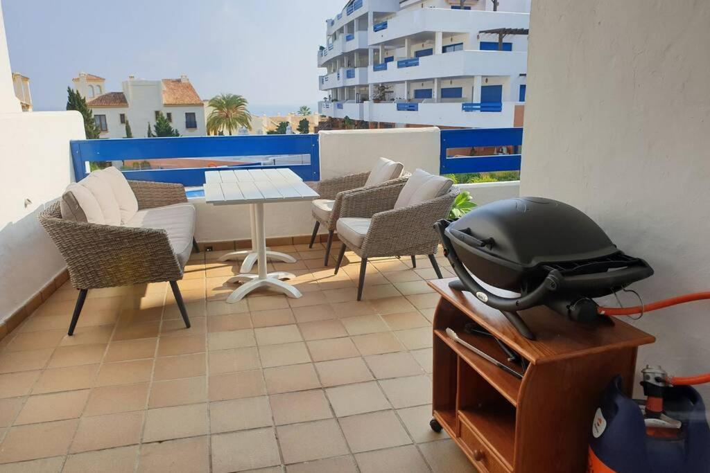Castillo de Sabinillas Beautiful Apartment In Duquesa Suites And Gardens מראה חיצוני תמונה