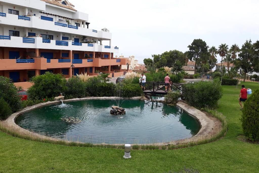 Castillo de Sabinillas Beautiful Apartment In Duquesa Suites And Gardens מראה חיצוני תמונה