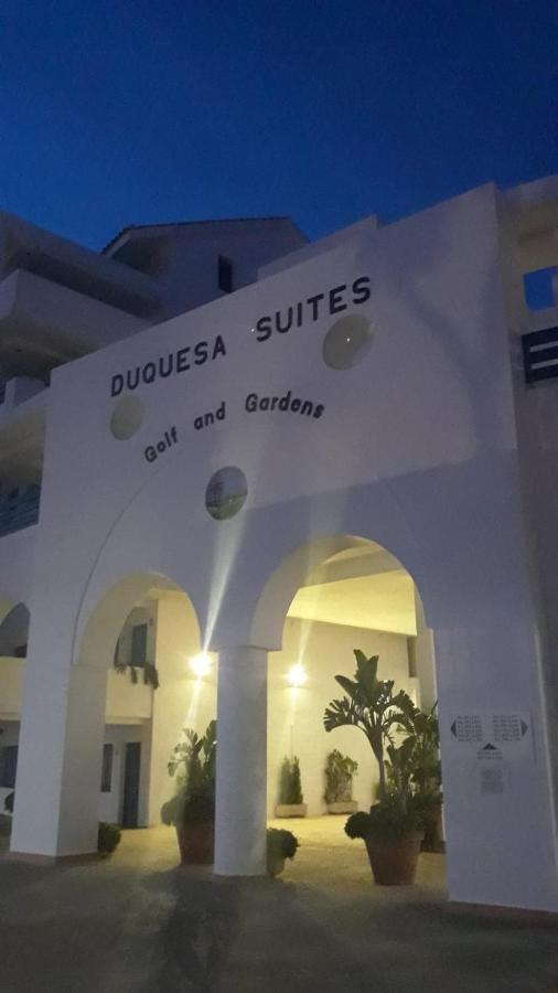 Castillo de Sabinillas Beautiful Apartment In Duquesa Suites And Gardens מראה חיצוני תמונה